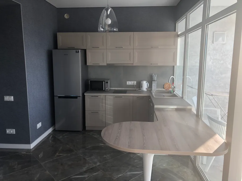 Квартира 3-комнатная Квартира — Малый Маяк