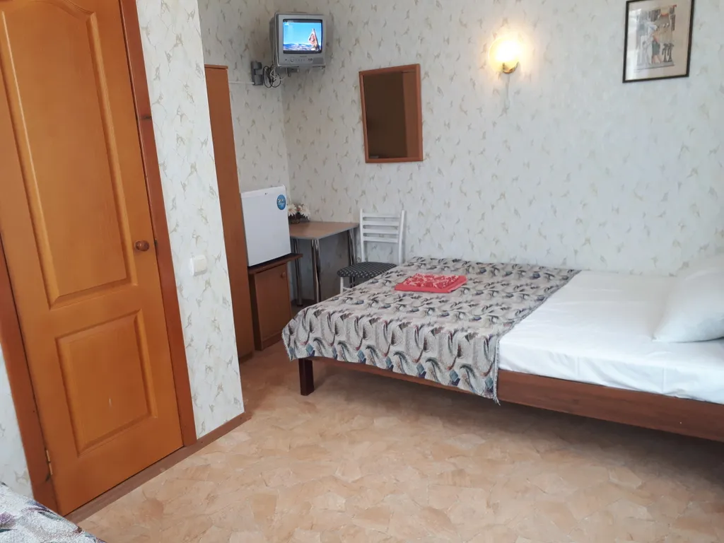 Квартира 1-комнатная Квартира — Евпатория