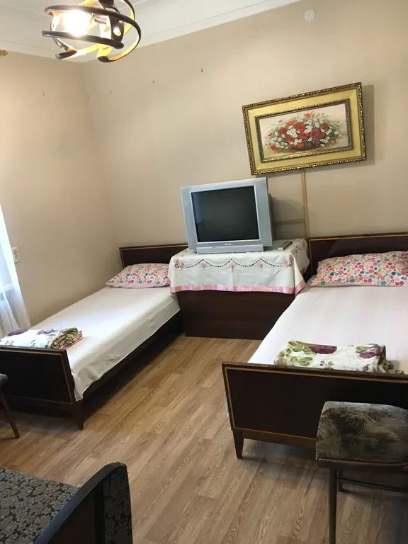 Коттедж Дом в тихом районе — Евпатория