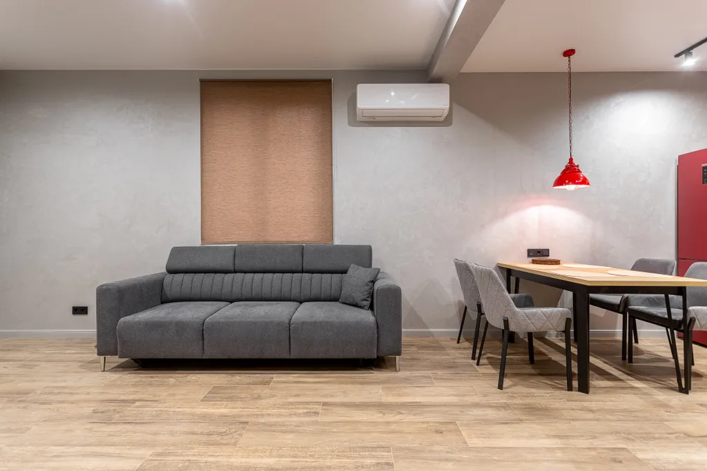 На первой линии от моря сдам полдома