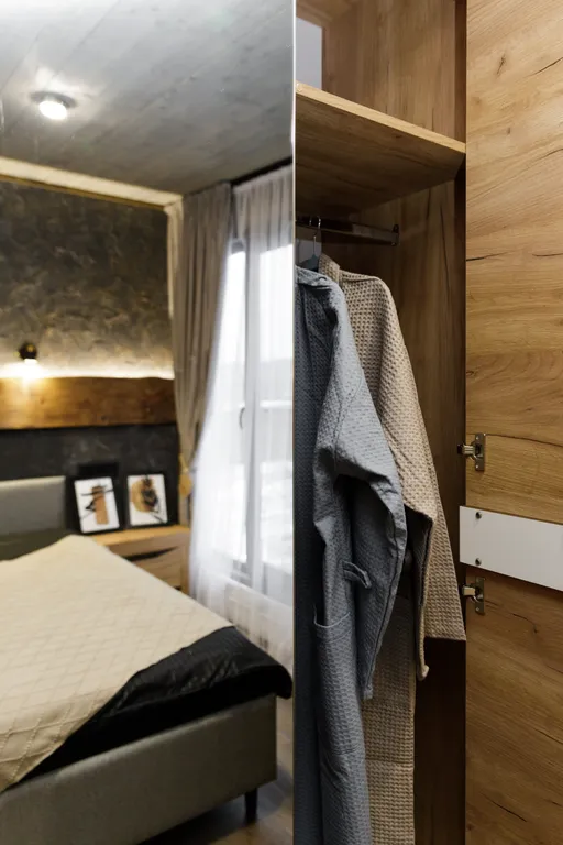 Под парусом