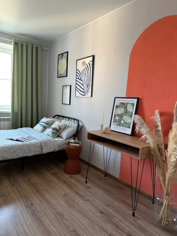 Двухкомнатная квартира над кофейней в центре Валдая