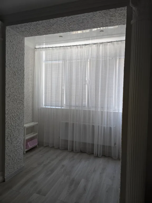 Уютная квартира-студия в новостройке в самом центре города