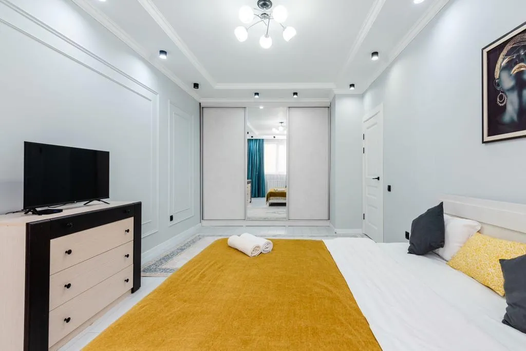 1 ком кв рядом с ТРЦ ADK и метро Сайран