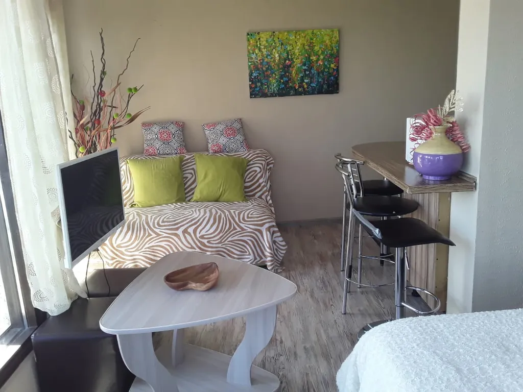 Студия с видом на море