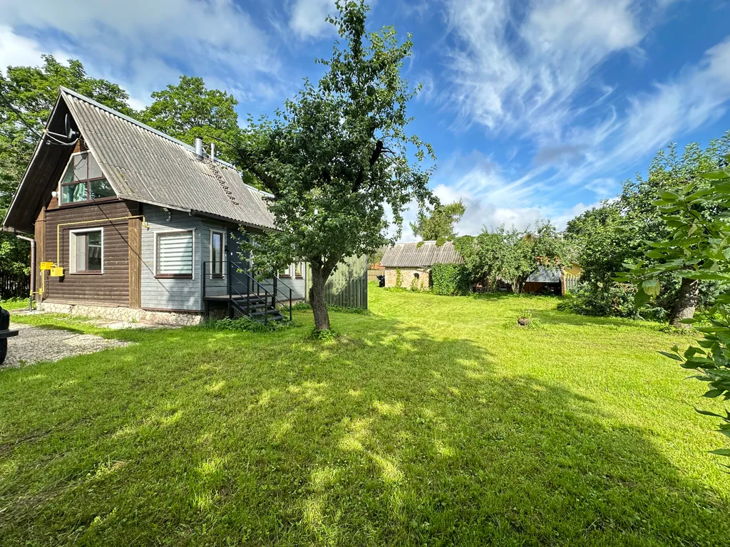 Деревенский снаружи, уютный и современный внутри