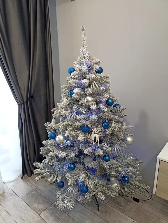 2-комнатная квартира с кондиционером рядом со смотровой площадкой