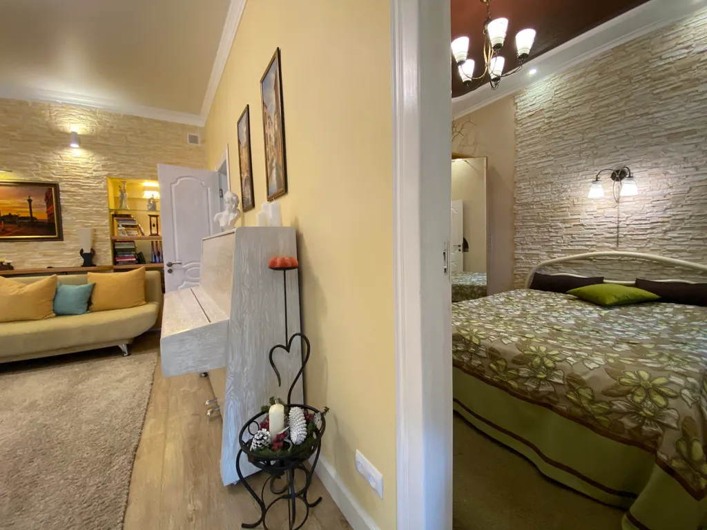 Двухкомнатная квартира возле набережной Ялты