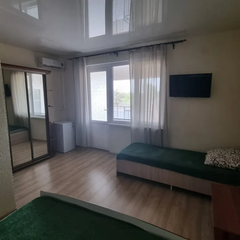 Квартира Комната — аренда посуточно в Береговое (Феодосия)