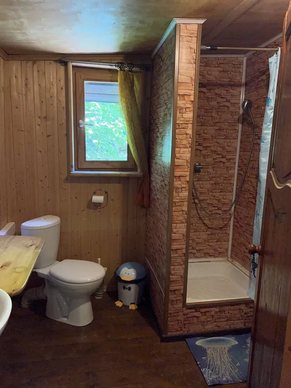 Вилла парящая над лесом