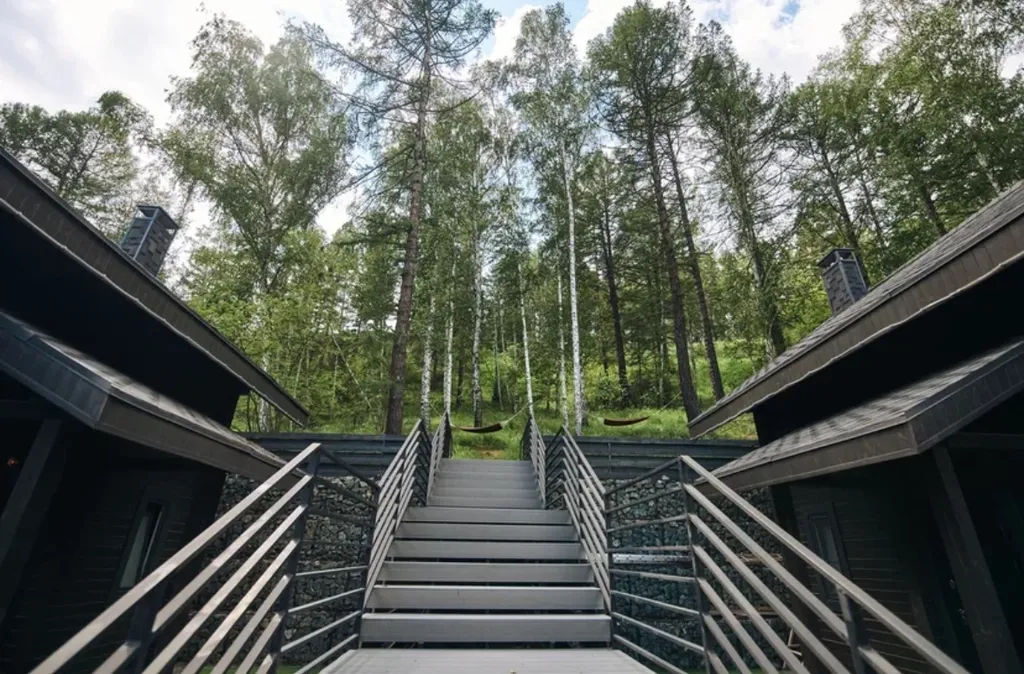 Малый коттедж с бассейном