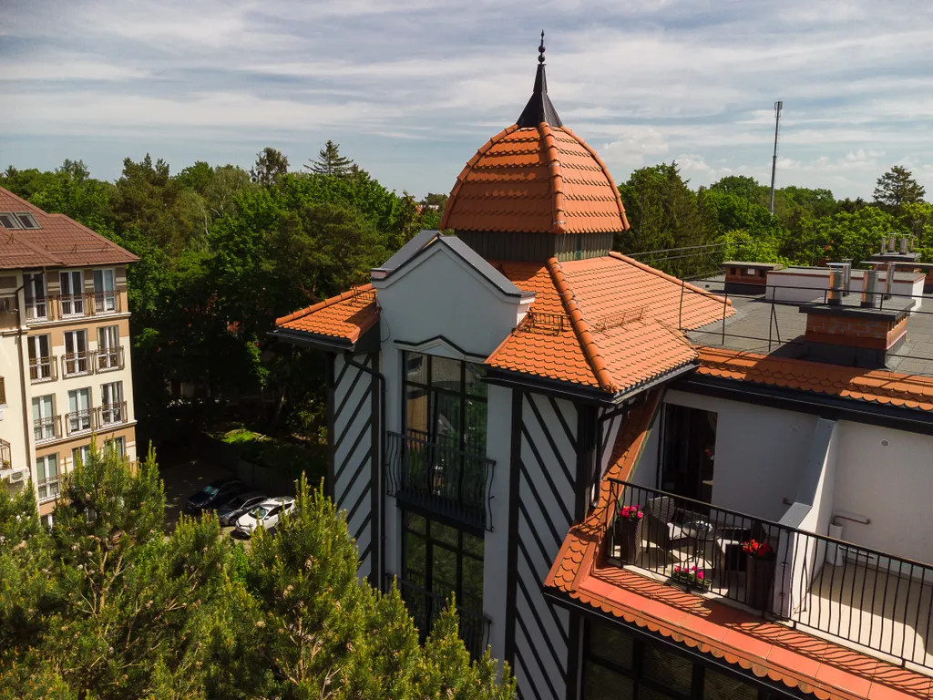 Квартира с башней и терассой в центре Светлогорска