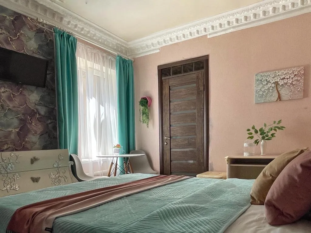 Красивая квартирка в центре около парка с минеральными источниками