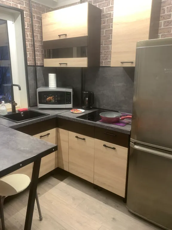 2-комнатная квартира с евроремонтом на проспекте Кирова