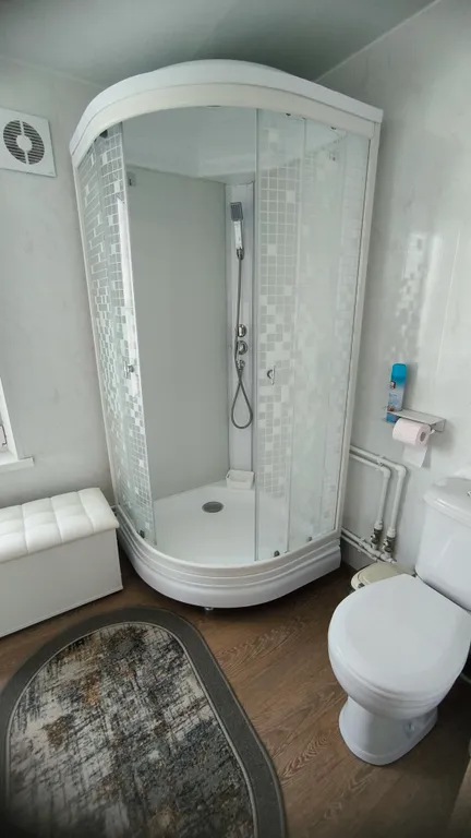 Целый дом, рядом море, центральный рынок и несколько парков