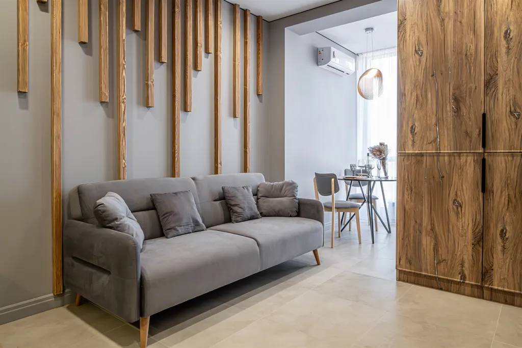 Дизайнерская квартира около сквера в бизнес -высотке