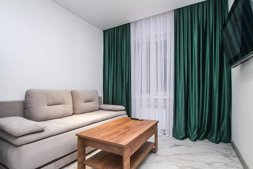 Современные апартаменты в центре города Сургута