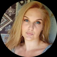 Юлия соловьёва