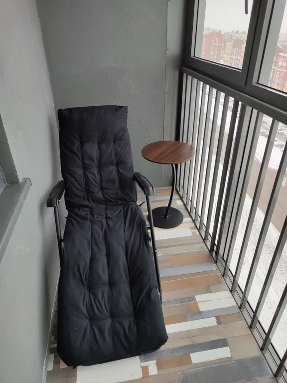 Студия с отличной мебелью и ремонтом