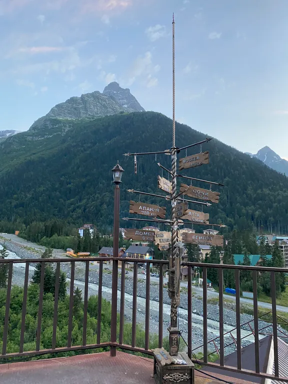 Новые элитные апартаменты с видом на горы