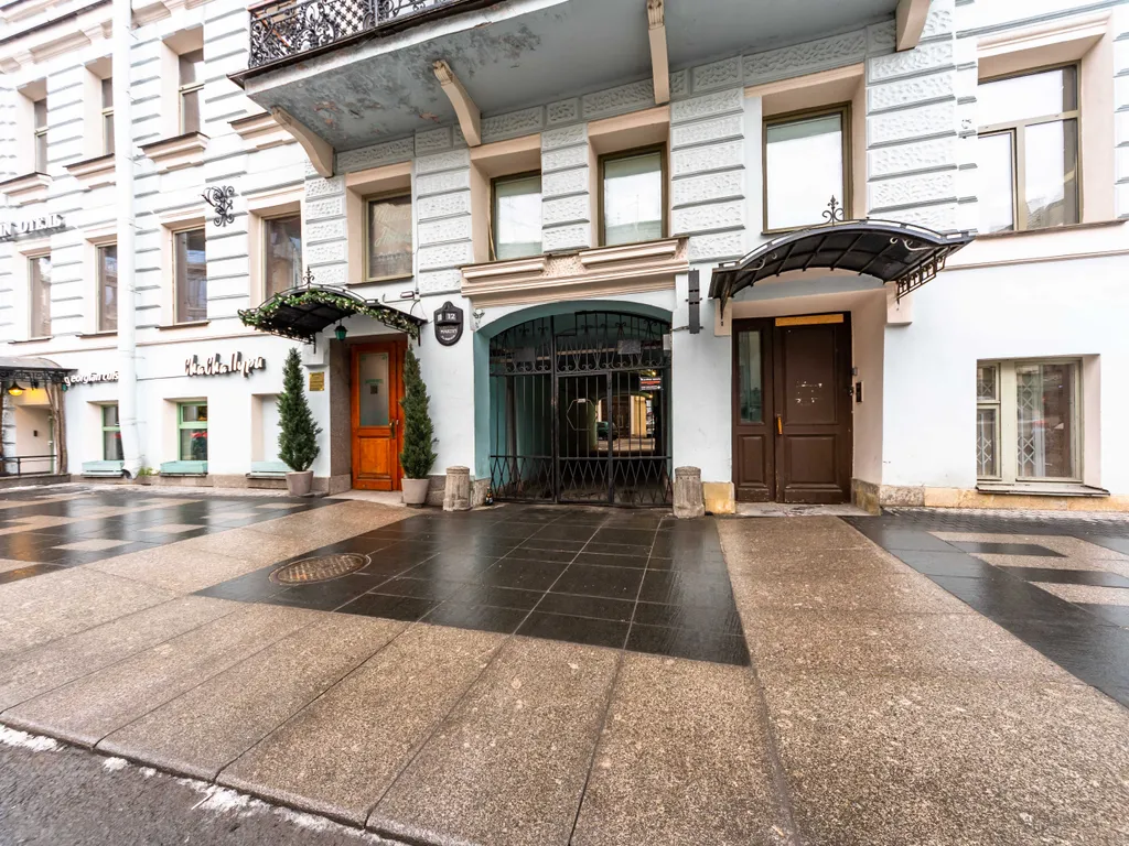 Большая квартира в самом центре города