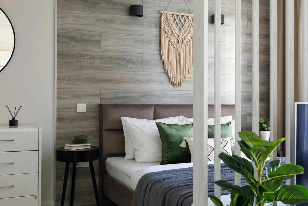 Студия возле 130 квартал с библиотекой на балконе