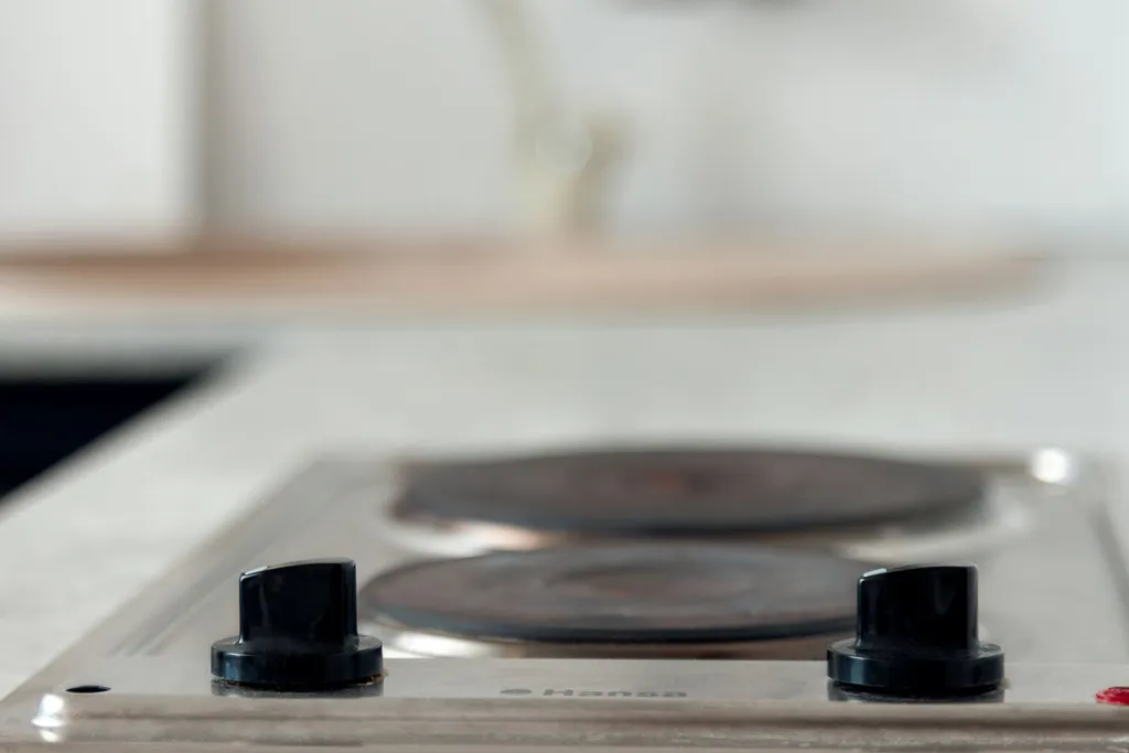 Уютная студия у в пяти минутах от Аллеи и аэропорта