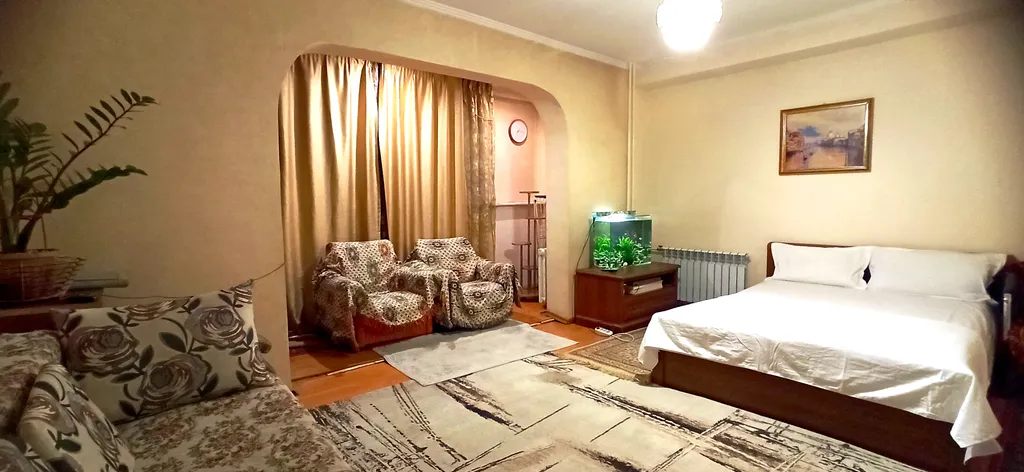 Теплая квартира с видом на горы — аренда посуточно в Алматы