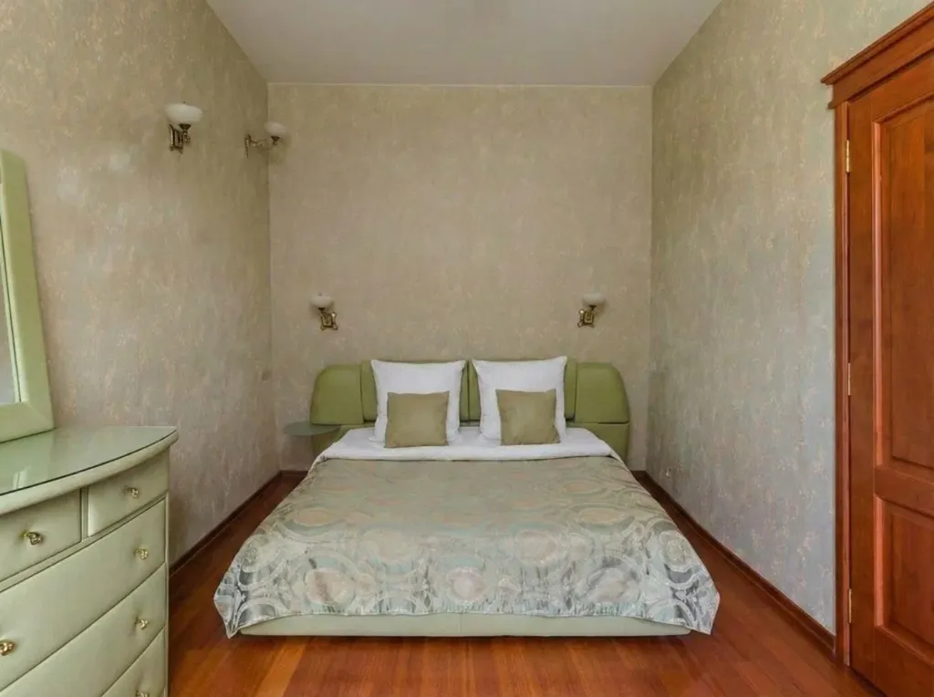 Квартира Уникальные апартаменты в легендарном здании — Москва