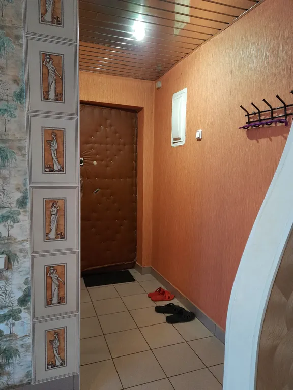 Квартира напротив ТЦ Мега Молл