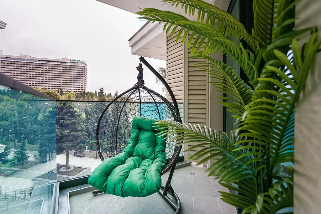 Апартамент Тропики с балконом и террасой у самого моря