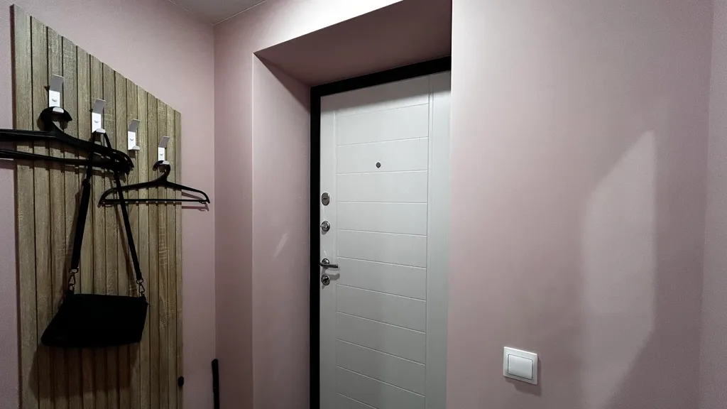 Рядом с метро Заельцовская