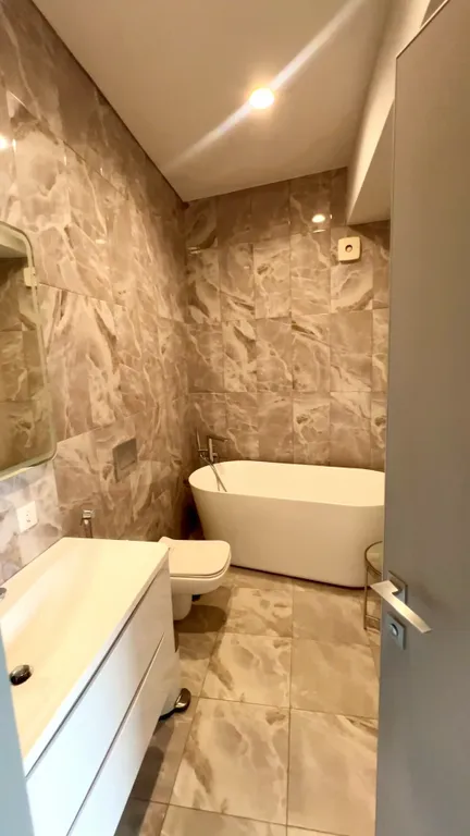 Роскошный 3-этажный дом с бассейном, видом на море и национальным парк