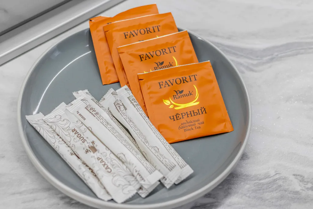 Кто ценит комфорт: новая мебель, техника, бельё