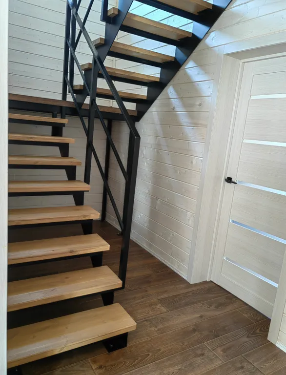 Стильный и уютный дом вблизи города