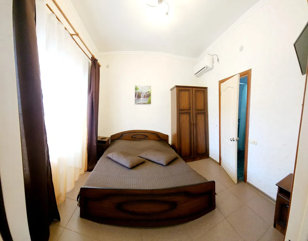 Семейный двухкомнатный номер с кухней