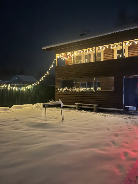 Маленький уютный домик с русской баней и видом на Селигер