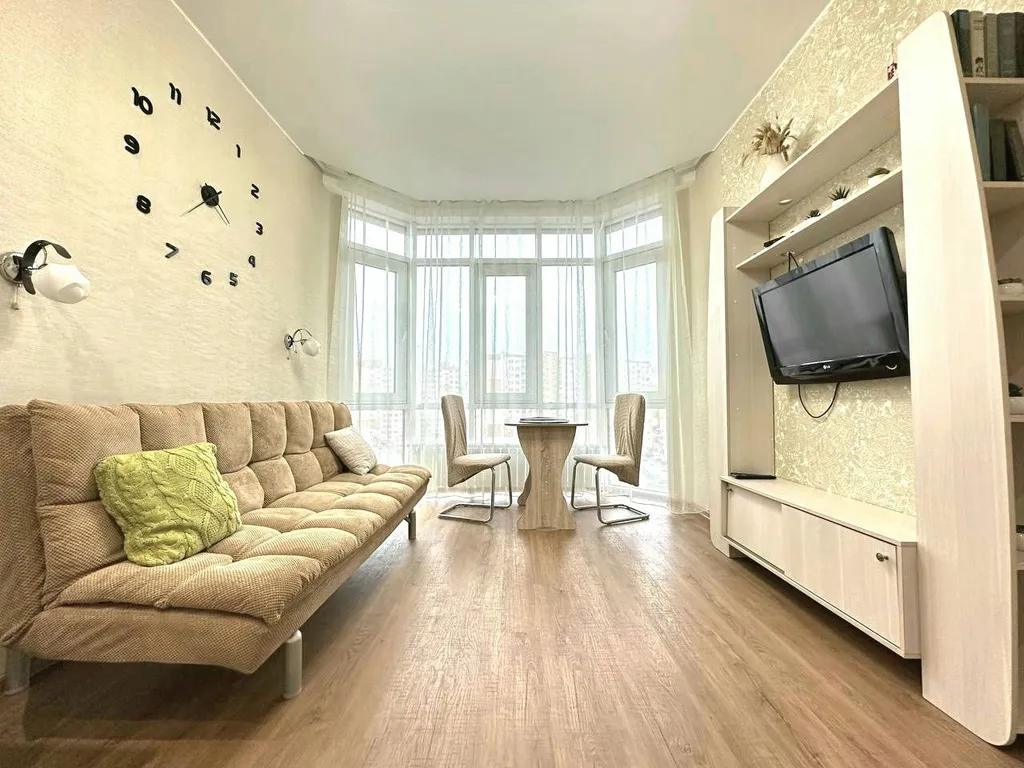 Двухкомнатная квартира на Притомском рядом с Кадетским училищем