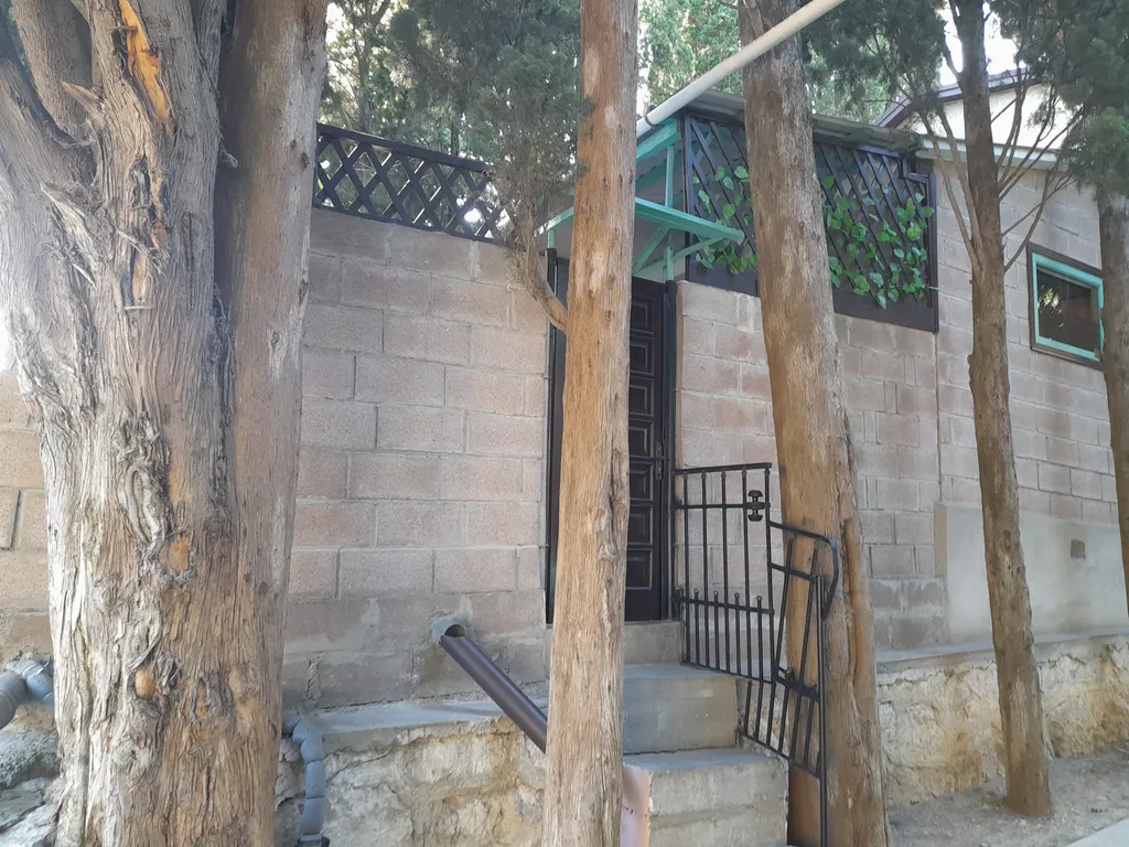 Дачка напротив санатория Семашко