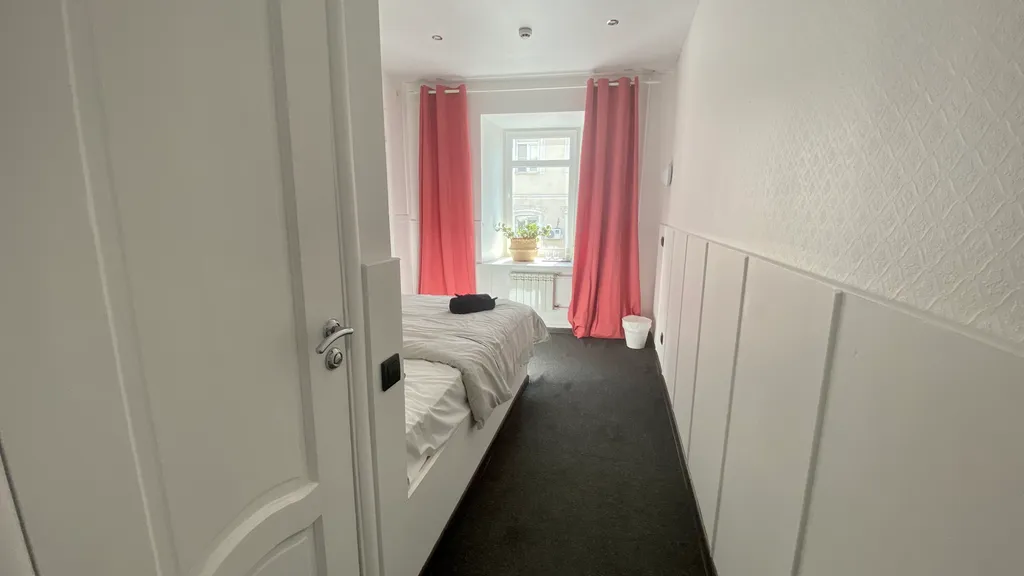 Квартира Светлая и уютная комната в уникальной локации — Москва