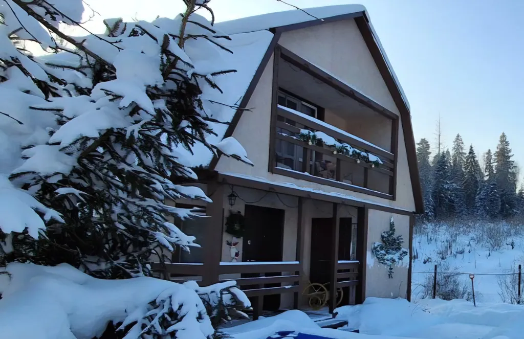 Коттедж Дом с сауной на дровах, беседкой и мангальной зоной, фотозона — аренда посуточно в Солнечногорск