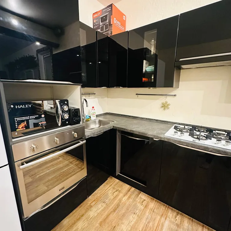 Коттедж Гостевой дом у озера с чаном и баней, лес, рыбалка, квадроциклы, лыжи — Москва