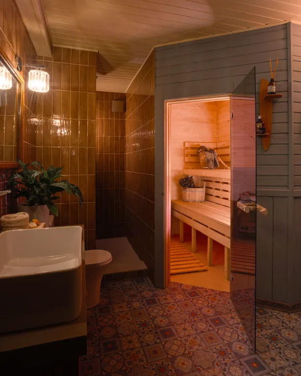 Коттедж Дом Скворечник с сауной — Лупаново