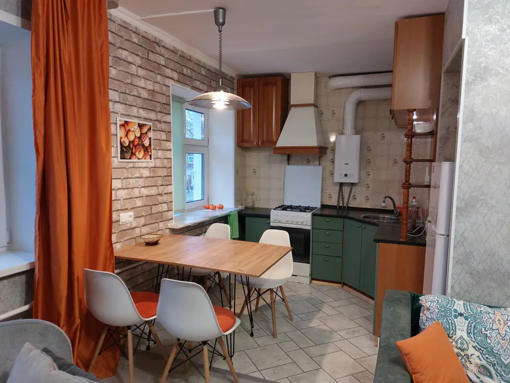 Квартира 3-комнатная Квартира — Великий Новгород