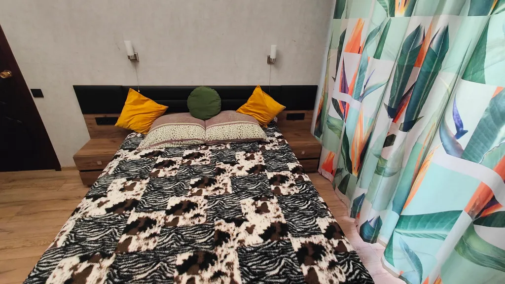 Домик с садом под ключ в пешей доступности от моря