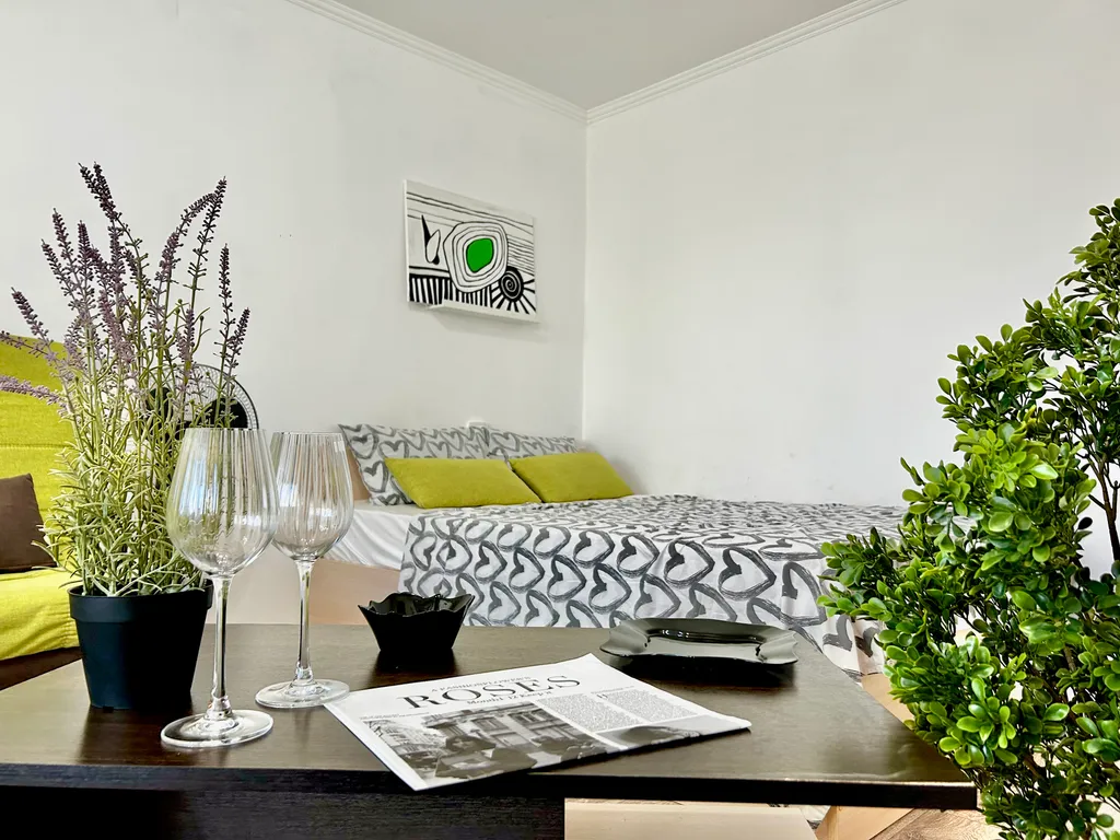 Квартира Отличная студия в центре города — аренда посуточно в Туймазы