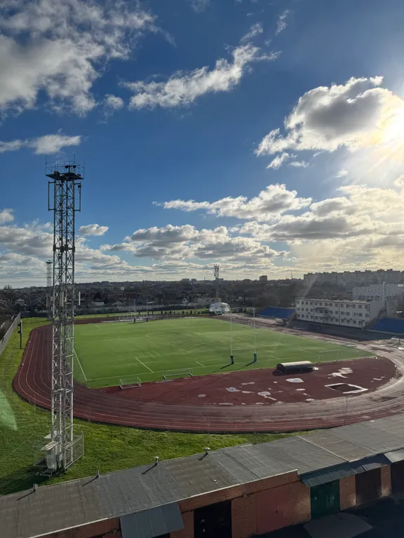 Комфортные апартаменты с видом на город