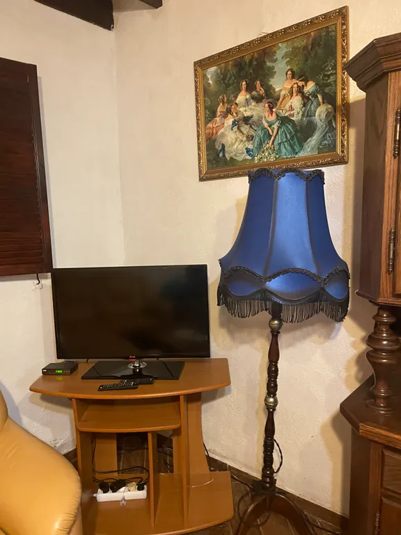 Дом с камином со столетней историей: город и море удобная развязка