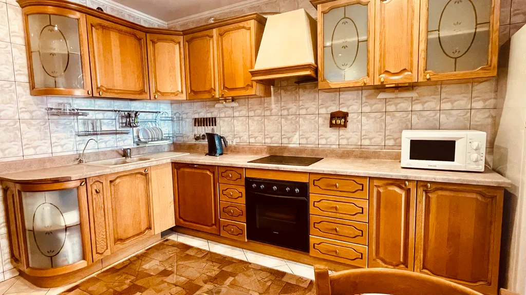 Просторная трешка в центре