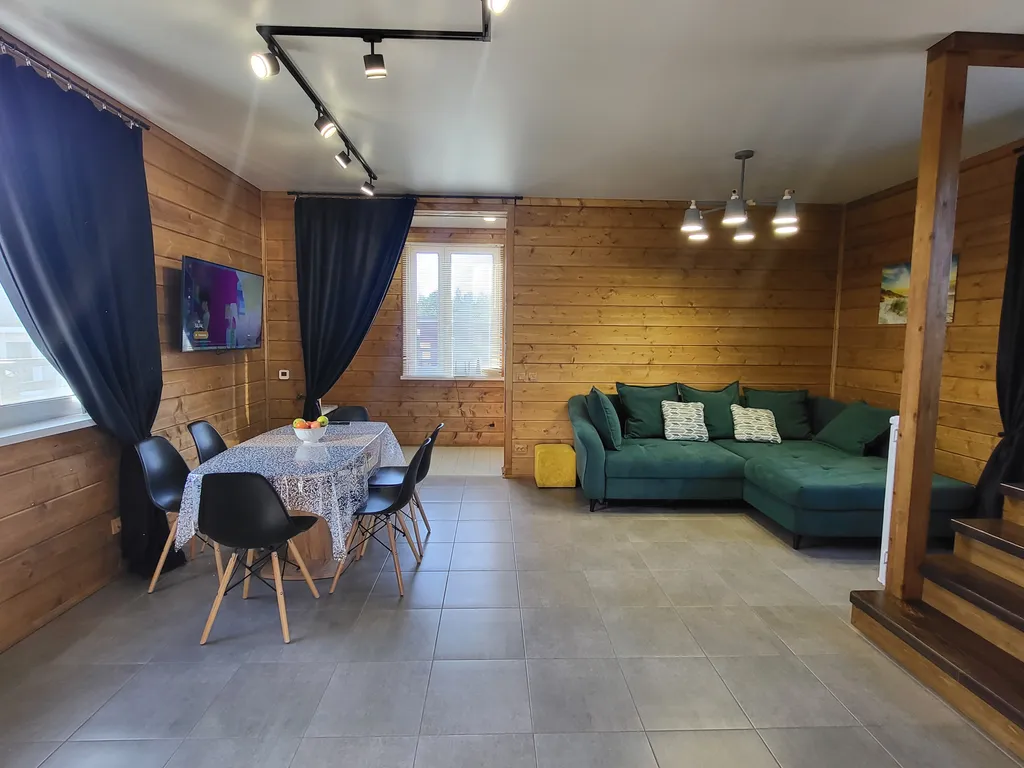 Коттедж Дом с панорамной терассой и камином рядом с Петровским каналом — Волхов